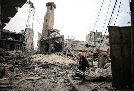 Seven hospitals running out of lifesaving fuel as “shameful” level of aid reaches Gaza